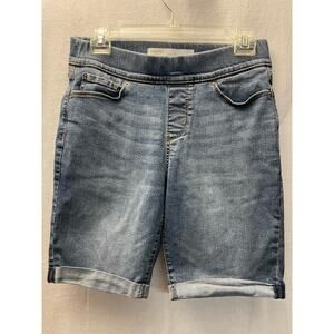 Signature Levi Strauss gold totally shaping pullon Bermuda short blue jean denim